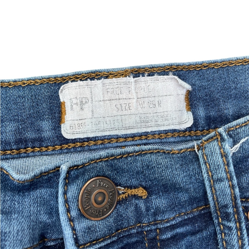 Free People Busted Knee High Rise Distressed Skinny Ankle Jeans 61855-16515125 - Picture 4 of 5